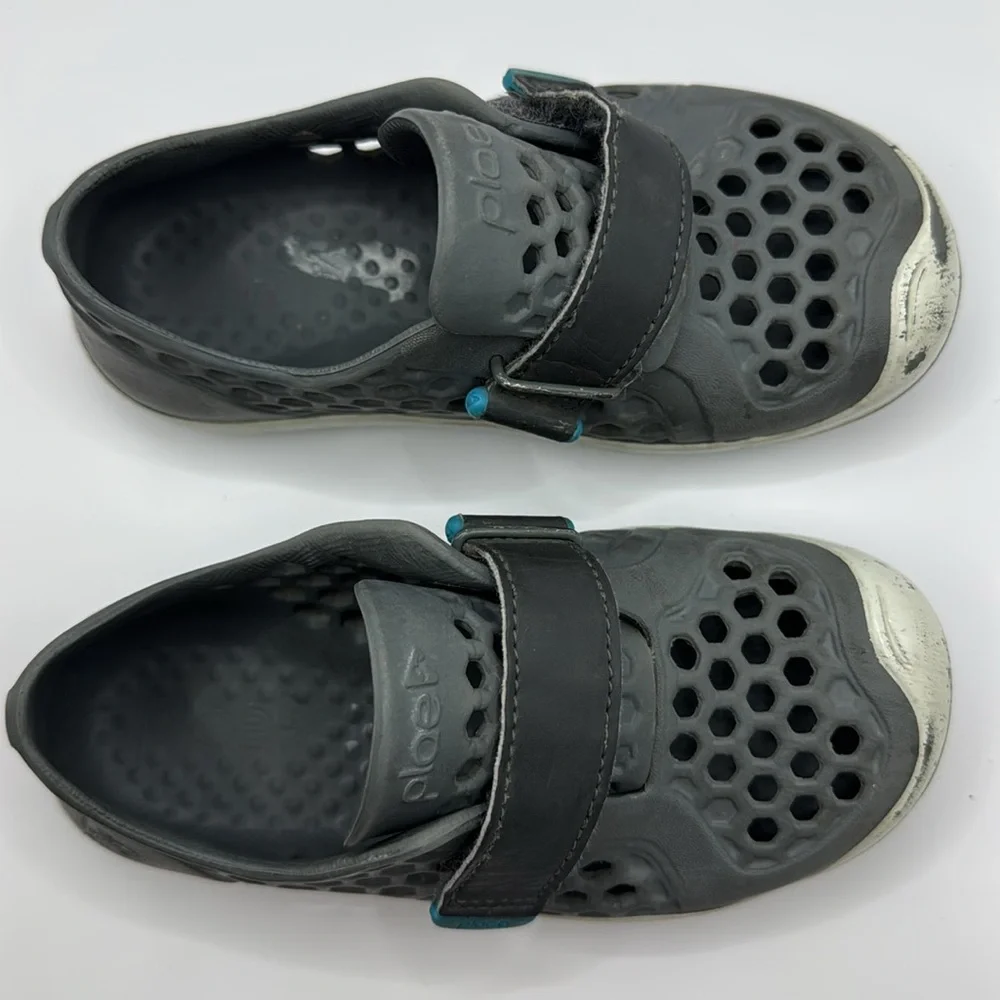 PLAE MIMO Slate Gray Water Shoes Size 10